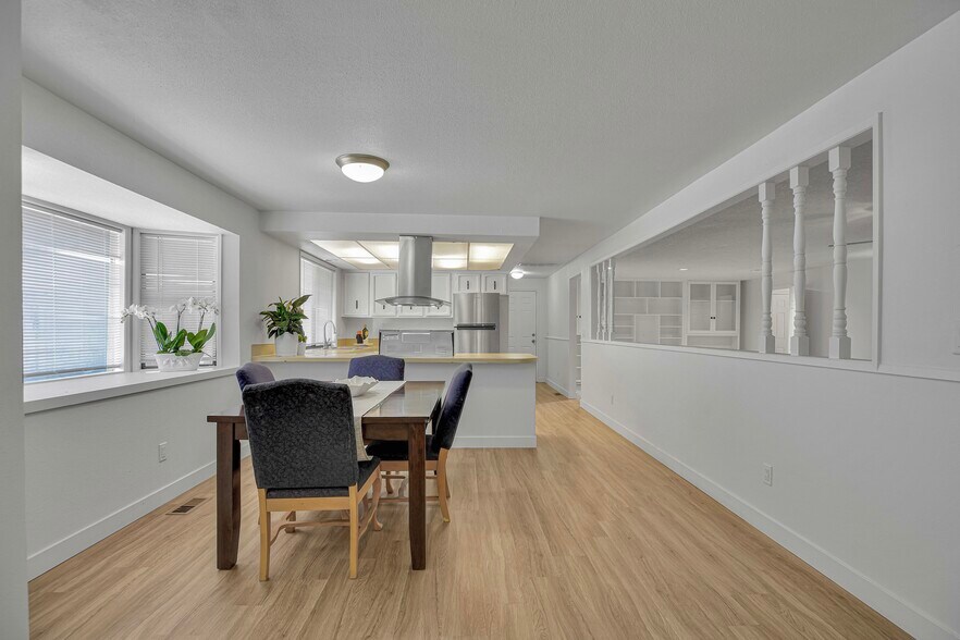 More Photos Of 16710 SE Sunnyside Rd, Happy Valley Flex For Sale