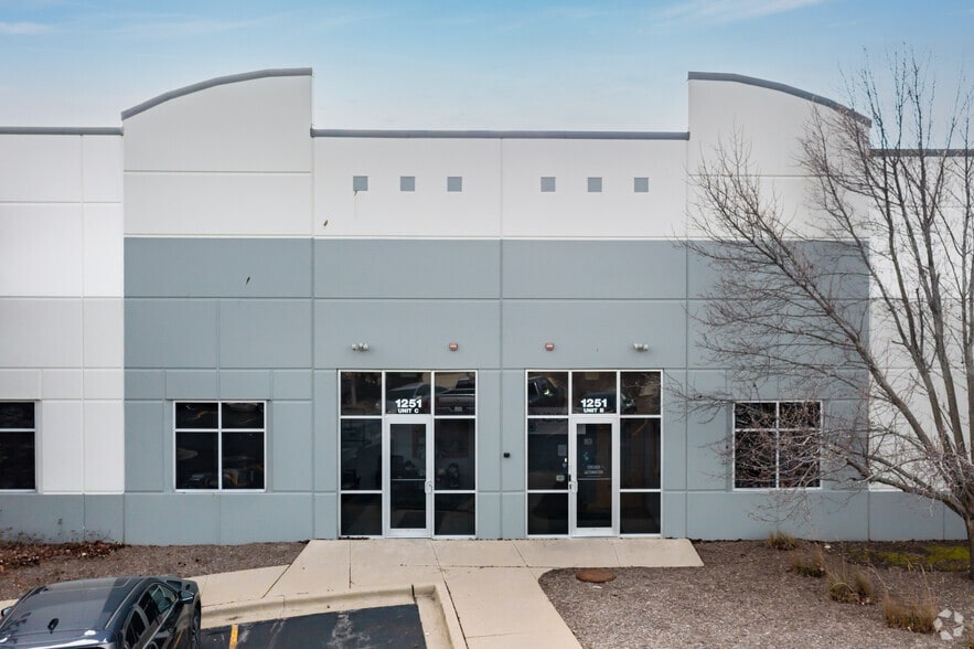 More Photos Of 1251 Humbracht Cir, Bartlett Warehouse For Sale