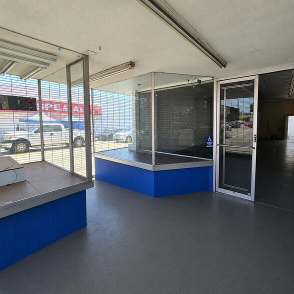 More Photos Of 4740 Whittier Blvd, East Los Angeles General Retail For Lease
