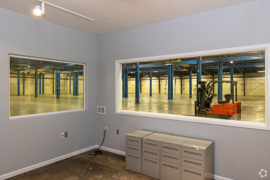 More Photos Of 12555 Energy Rd, Fort Morgan Manufacturing For Lease