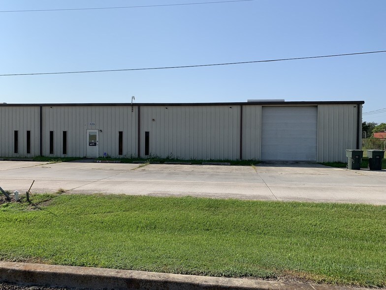 Primary Photo Of 4849 Lafin Rd, Beaumont Warehouse For Lease