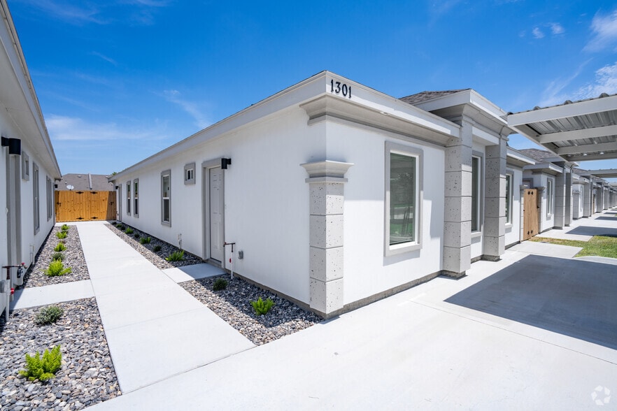 More Photos Of 1802 N Sugar Rd, Edinburg Apartments For Sale