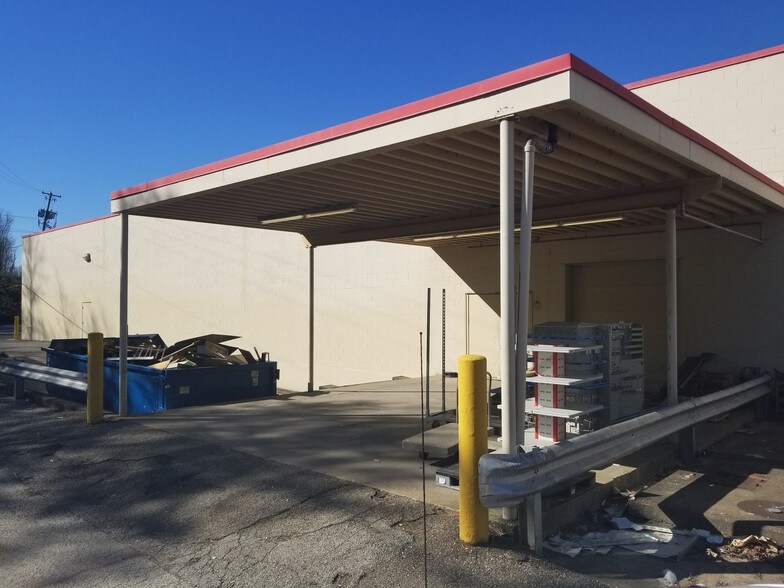 More Photos Of 5636 US Route 60, Huntington Unknown For Lease