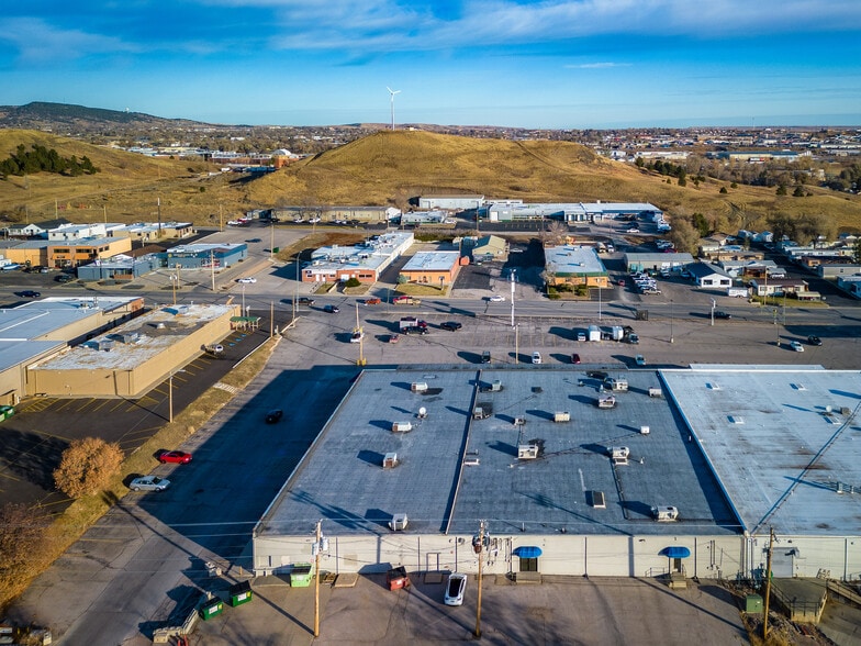 More Photos Of 909 E St Patrick St, Rapid City Storefront Retail Office For Lease