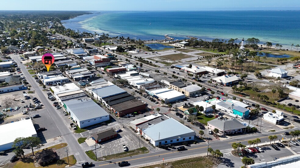 More Photos Of 308 Williams Ave, Port Saint Joe Storefront For Sale
