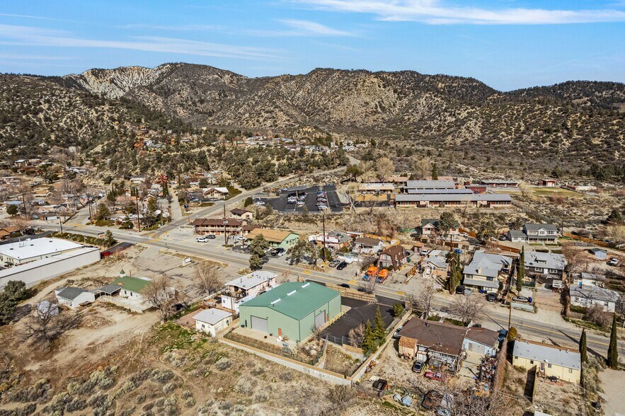 More Photos Of 3212 Mt Pinos Way, Frazier Park Light Manufacturing For Sale
