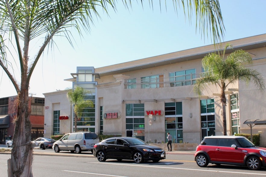More Photos Of 501 W Garvey Ave, Monterey Park Storefront Retail Office For Lease