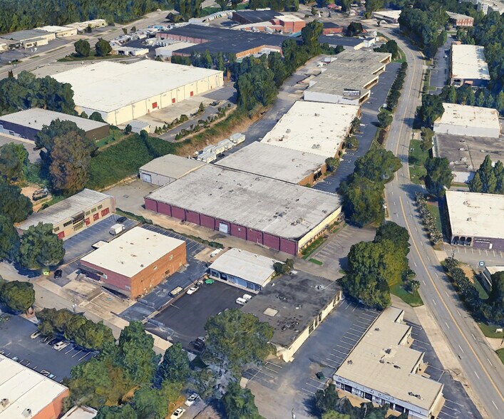 More Photos Of 1396 Chattahoochee Ave NW, Atlanta Warehouse For Lease