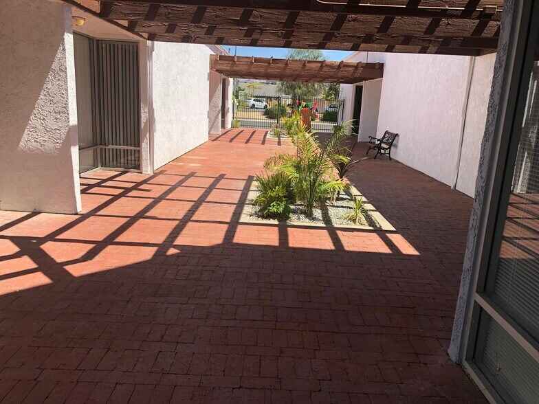 More Photos Of 1779 E Florida Ave, Hemet Office For Lease