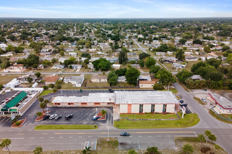 More Photos Of 3524 Tamiami Trl, Port Charlotte Medical For Lease