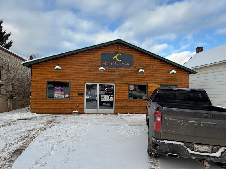 More Photos Of 516 Crystal Ave, Crystal Falls General Retail For Sale