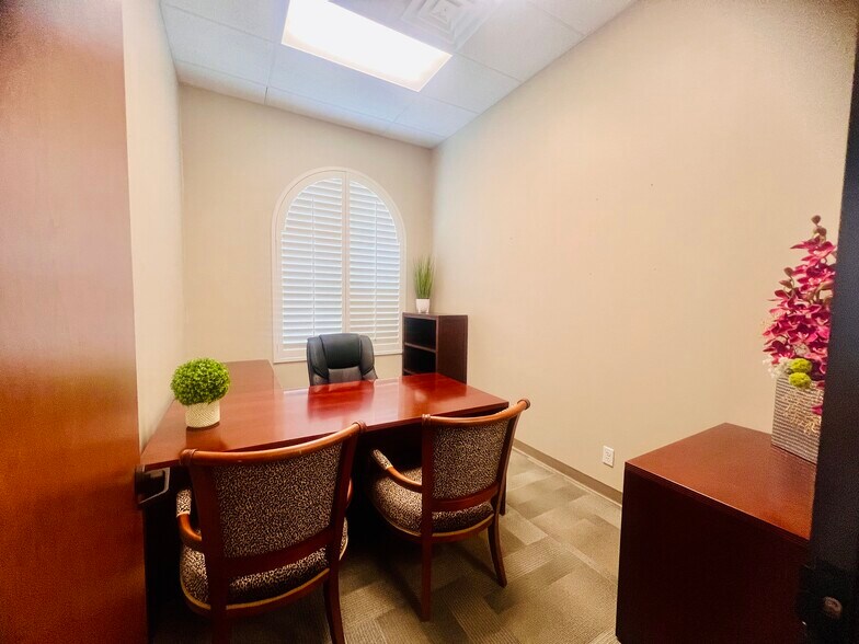 More Photos Of 7709 San Jacinto Pl, Plano Office For Sale