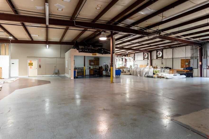 More Photos Of 5211 Union Rd., Gastonia Warehouse For Sale