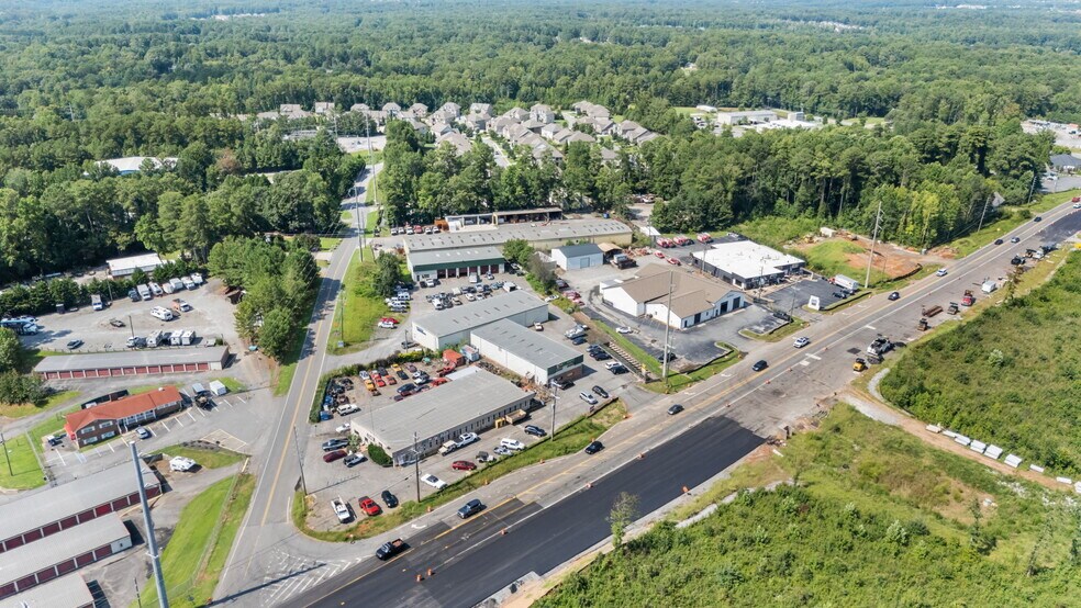 More Photos Of 5280 Atlanta Hwy, Alpharetta Auto Repair For Lease