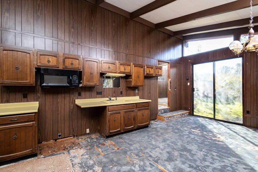 More Photos Of 6433 Mother Lode Dr, Placerville Office For Sale