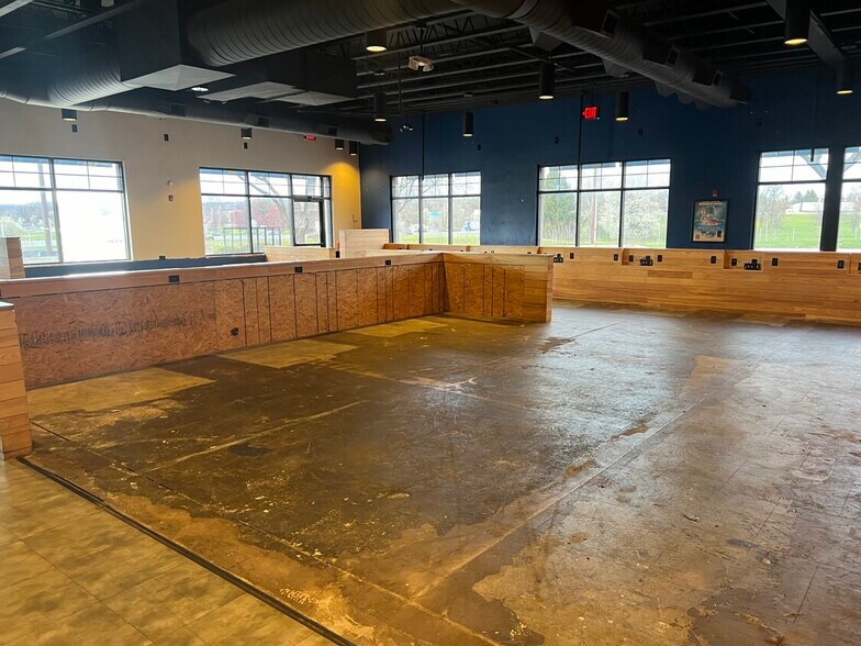 More Photos Of 327 Star Rd, Allentown General Retail For Sale