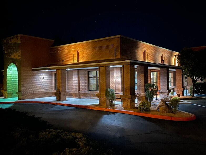 More Photos Of 1771 W State Route 89A, Sedona Storefront Retail Office For Lease