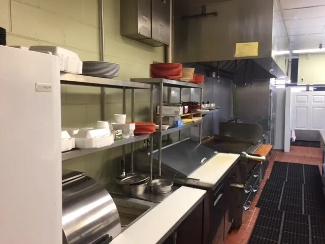 More Photos Of 1200 S Minnesota Ave, Sioux Falls Restaurant For Sale