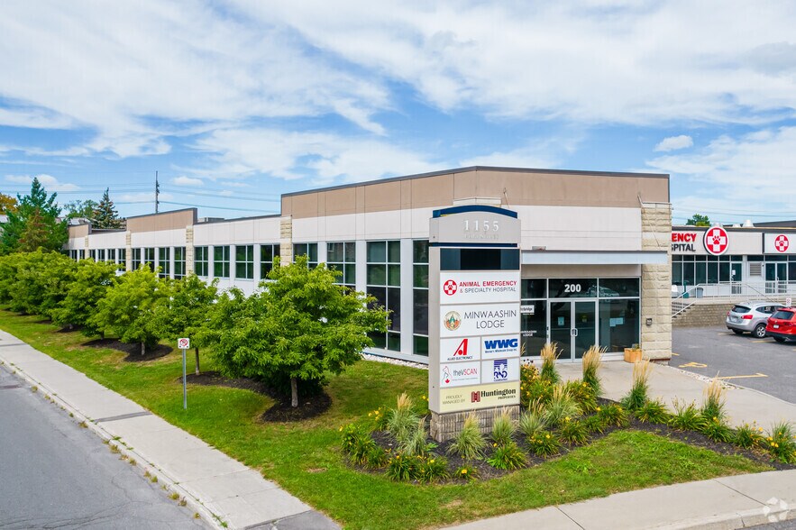 More Photos Of 1155 Lola St, Ottawa Service For Lease