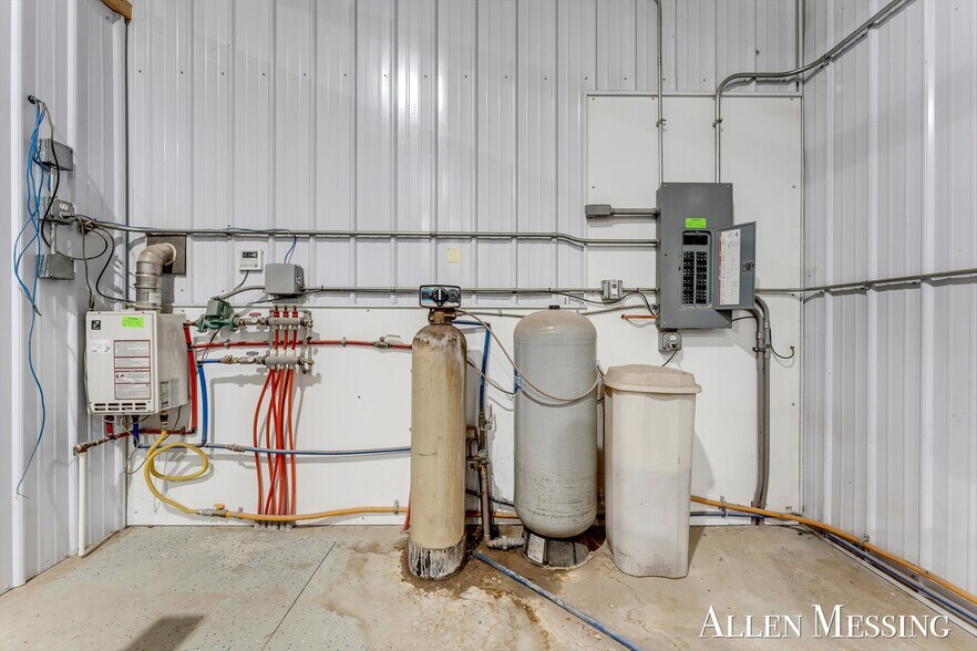 More Photos Of 1447 Kelsey Hwy, Ionia Flex For Sale