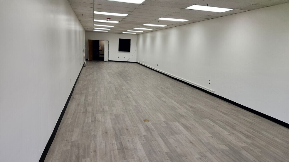 More Photos Of 418 N 175 E, Logan Storefront Retail Office For Lease