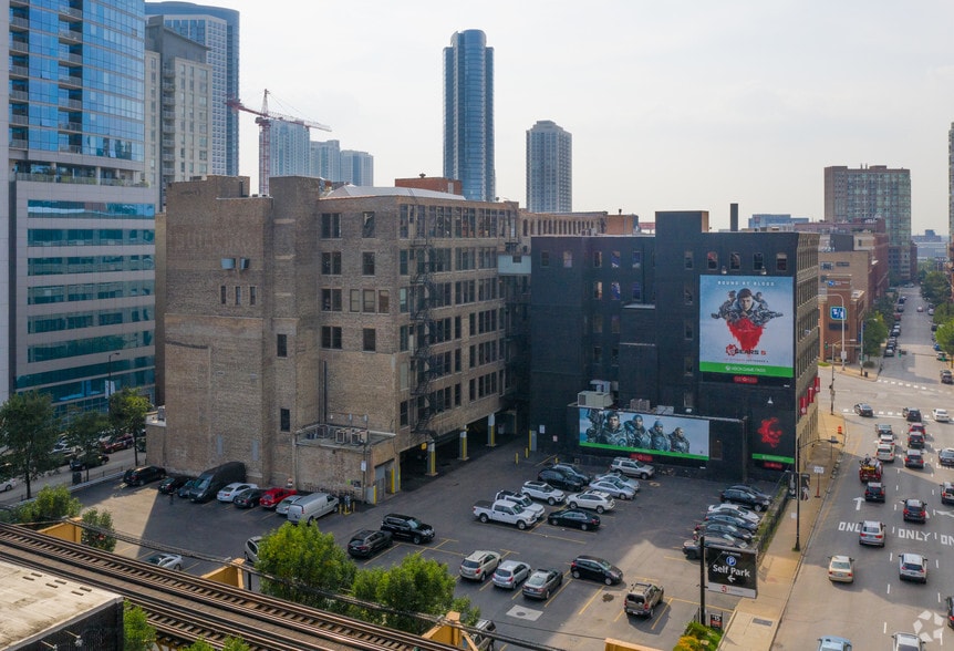 More Photos Of 320 W Ohio St, Chicago Loft Creative Space For Lease