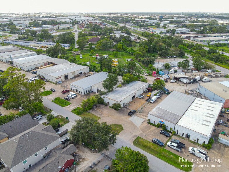 More Photos Of 10038 Talley Ln, Houston Warehouse For Lease