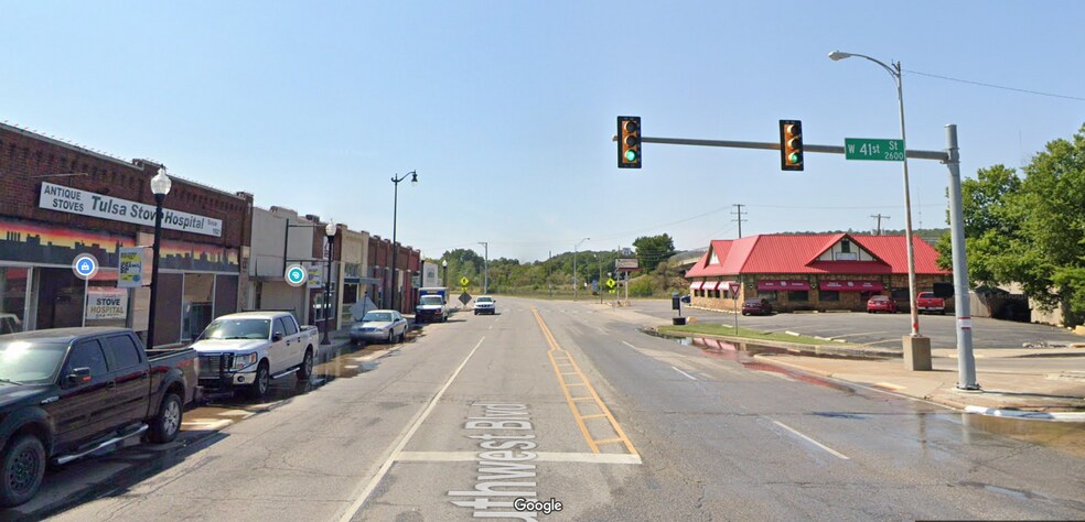 More Photos Of 4070 Southwest Blvd, Tulsa Restaurant For Sale