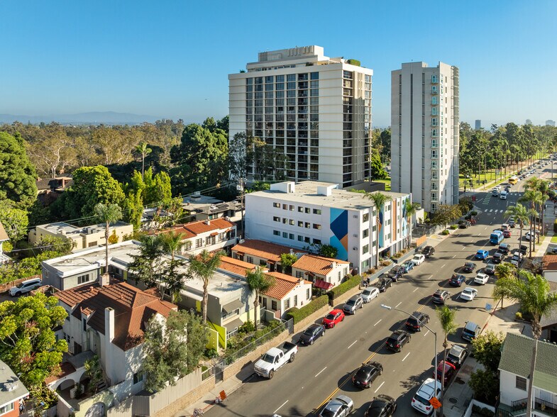 More Photos Of 3533 6th Ave, San Diego Apartments For Sale