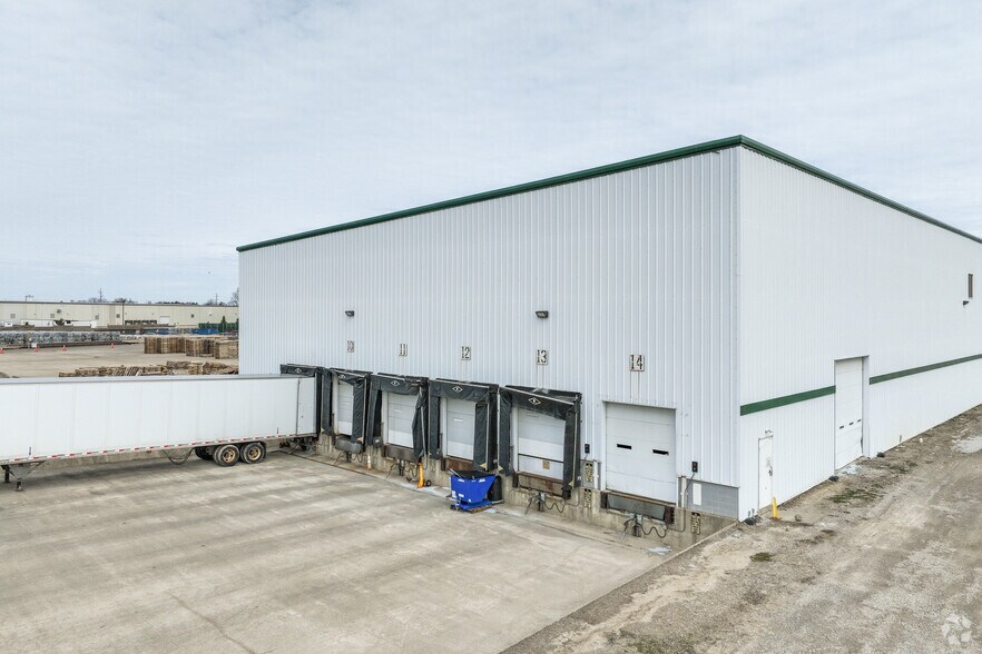 More Photos Of 202 Watertower Dr, Clyde Warehouse For Sale