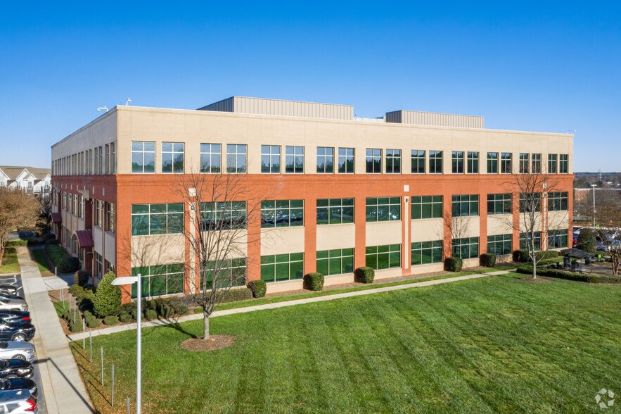 More Photos Of 1720 Galleria Blvd, Charlotte Office For Lease