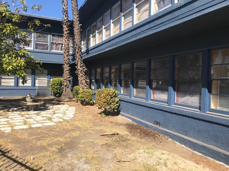 More Photos Of 8443 Crenshaw Blvd, Inglewood Office For Lease