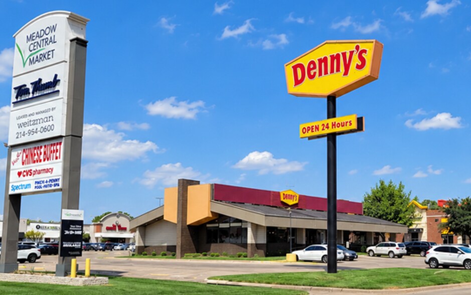 More Photos Of 10433 N Central Expy, Dallas Restaurant For Sale
