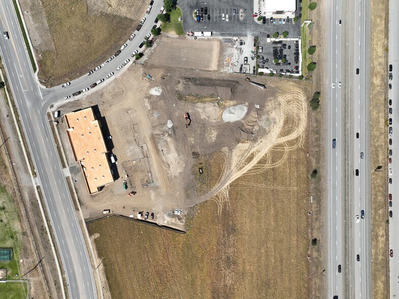More Photos Of 19601 E Appleway Ave, Liberty Lake Storefront Retail Office For Lease