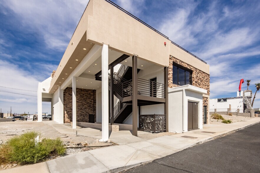 More Photos Of 1515 Marlboro Dr, Lake Havasu City Restaurant For Sale