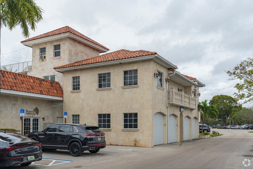 More Photos Of 555 S Pompano Pky, Pompano Beach Office For Lease