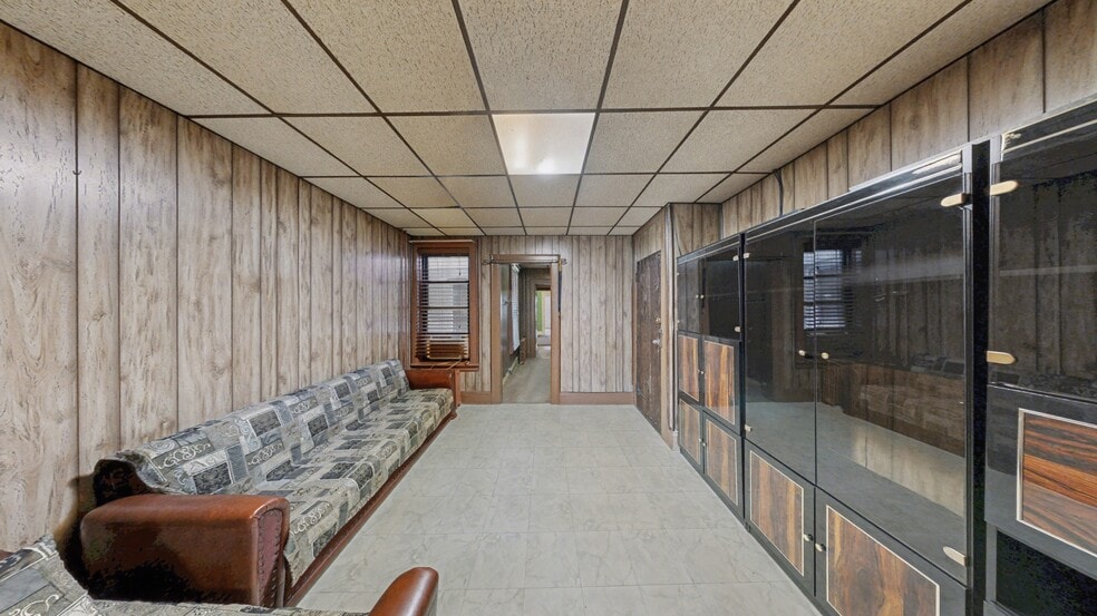 More Photos Of 1722 Putnam Ave, Ridgewood Multifamily For Sale