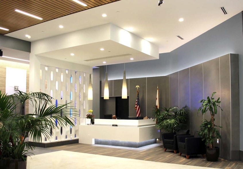 More Photos Of 915 L St, Sacramento Office For Lease