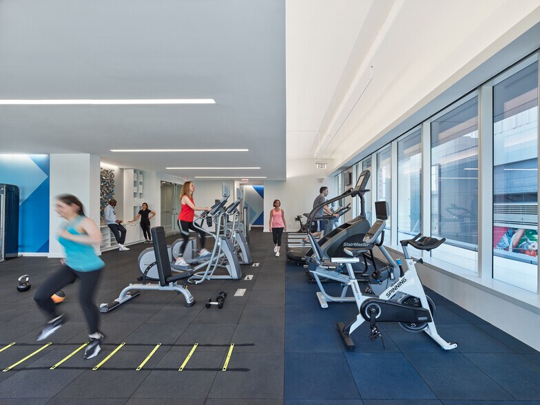 More Photos Of 8350 Broad St, McLean Office For Lease