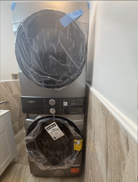 More Photos Of 11882 Metropolitan Ave, Kew Gardens Apartments For Lease