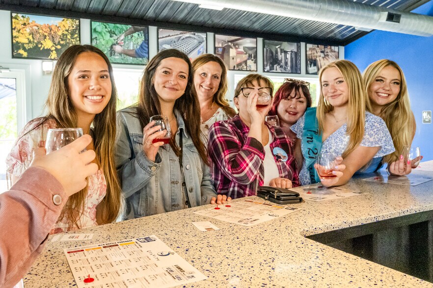 More Photos Of 10220 Lauer Rd, Baroda Winery Vineyard For Sale