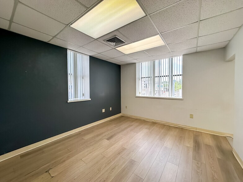 More Photos Of 103 S Florida Ave, Lakeland Office For Lease