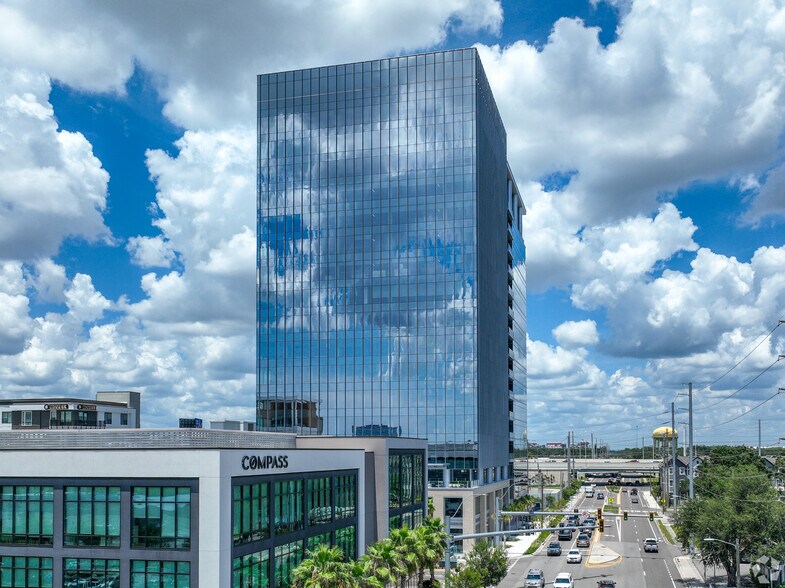 More Photos Of 3725 W Grace St, Tampa Unknown For Lease