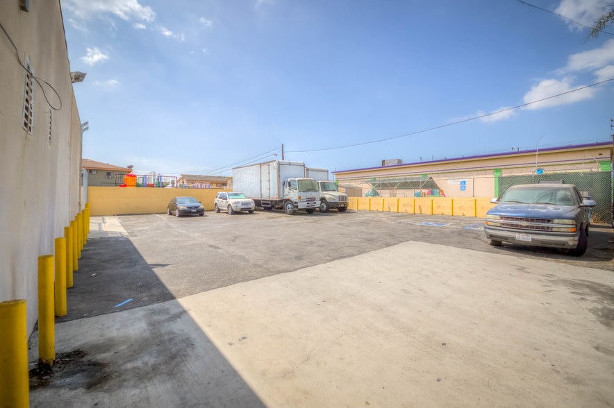 More Photos Of 4700 W Imperial Hwy, Inglewood Storefront Retail Residential For Sale