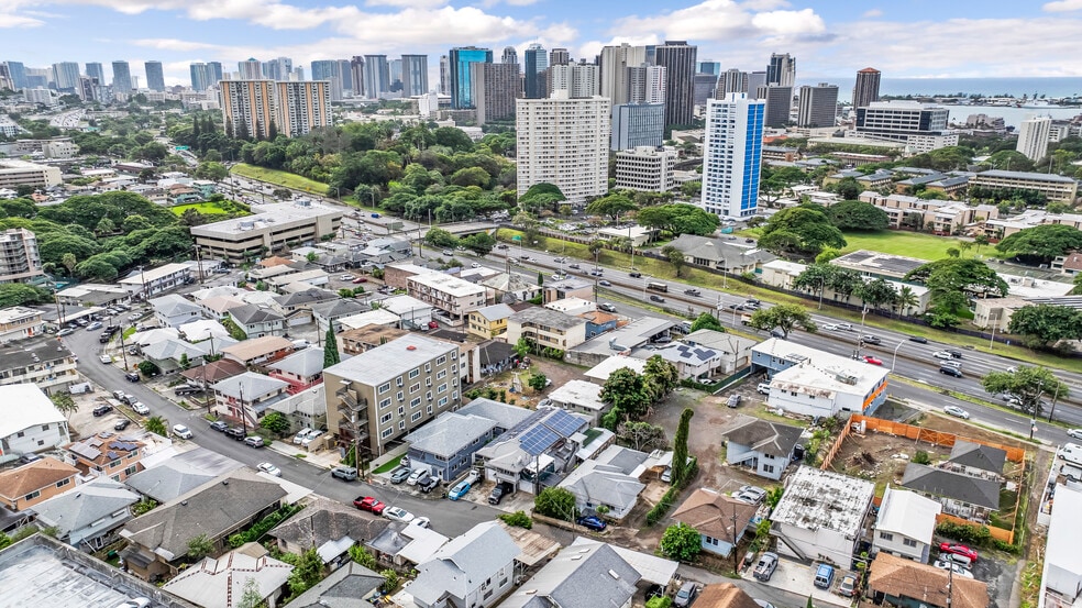 More Photos Of 311 Puuhue Pl, Honolulu Apartments For Sale