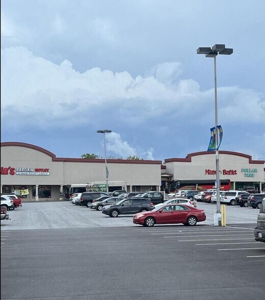 More Photos Of 2090 E Lincoln Hwy, Lancaster Unknown For Lease