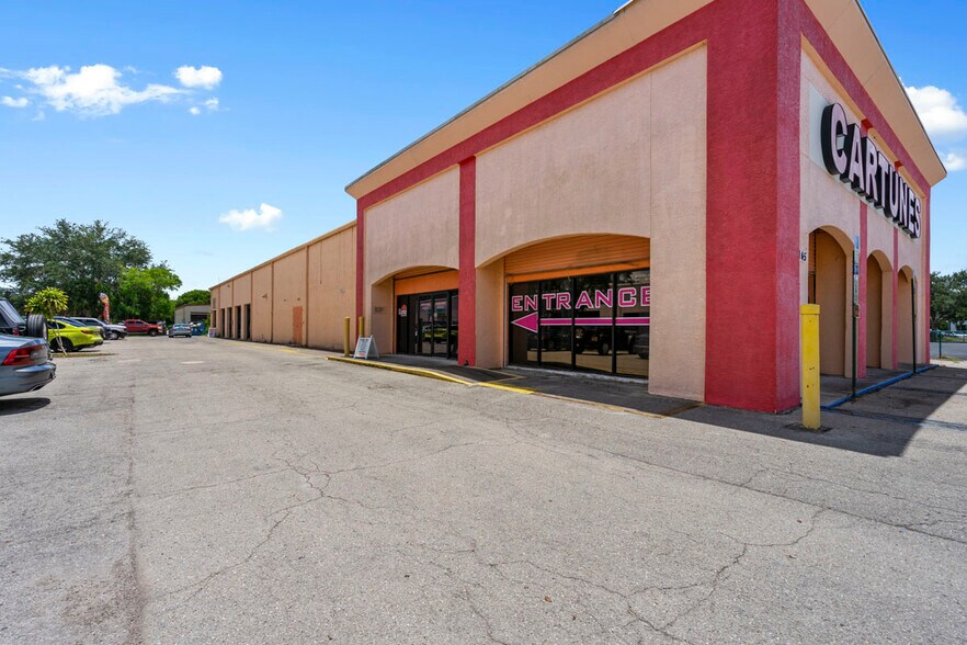 More Photos Of 4145 Fowler St, Fort Myers Auto Repair For Sale