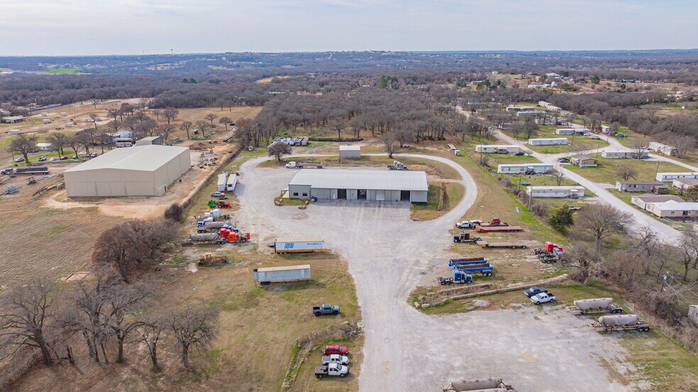 More Photos Of 4610 E Highway 199, Springtown General Retail For Sale