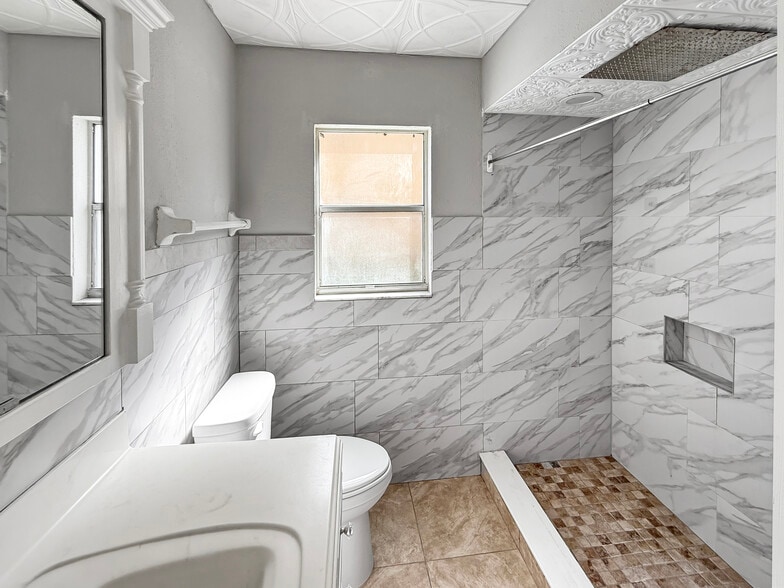 More Photos Of 46 N Fairfax Ave, Winter Springs Apartments For Sale