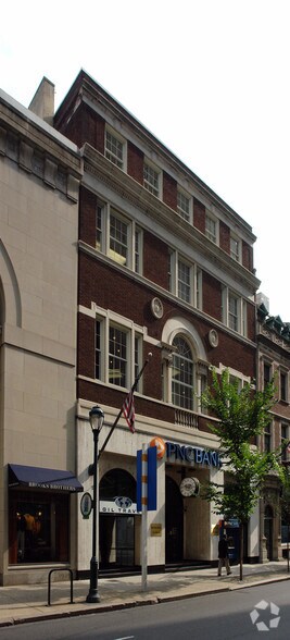 More Photos Of 1511 Walnut St, Philadelphia Office For Lease
